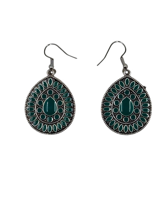 Vintage elegant earrings