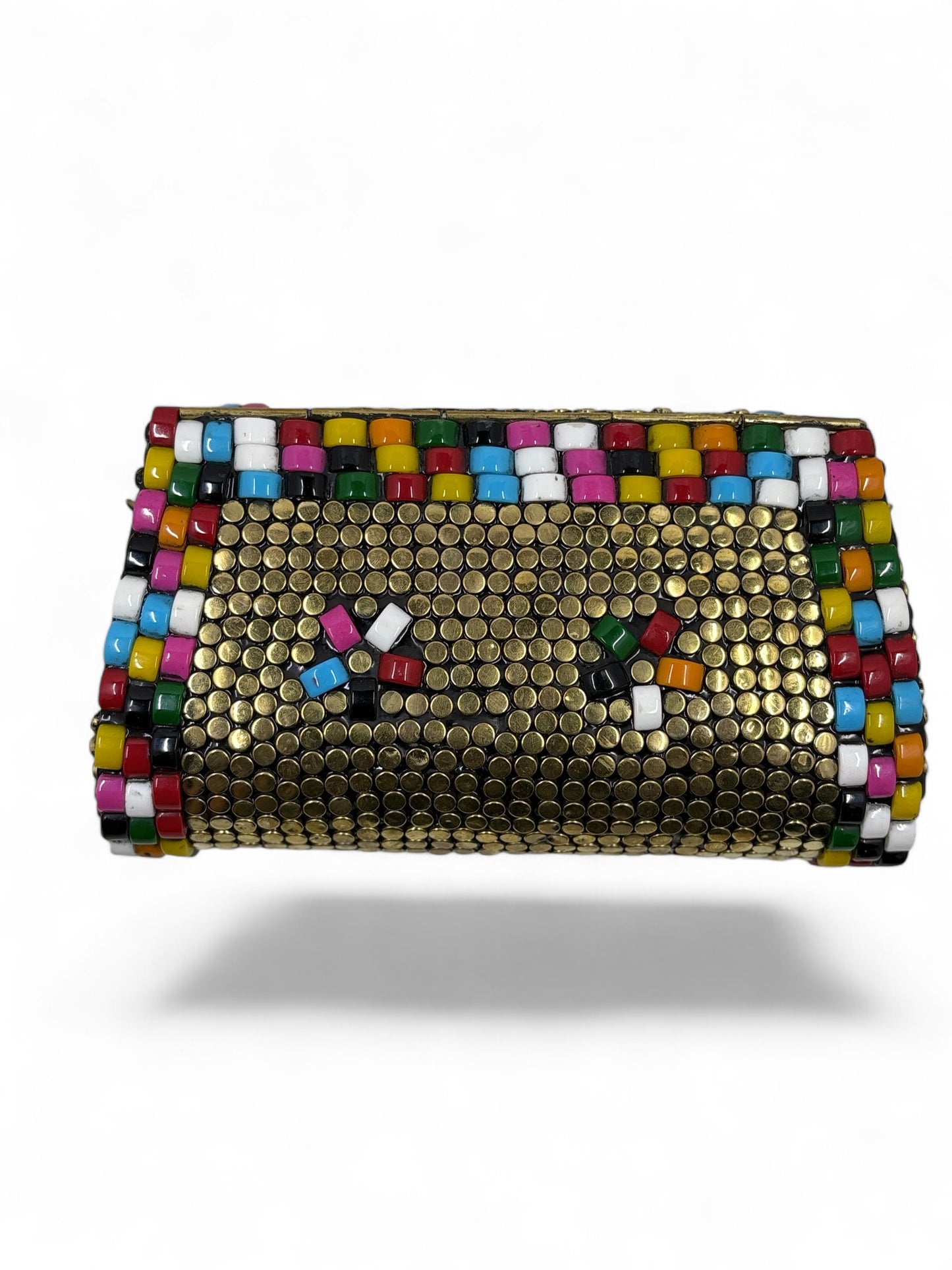 Flat brass clutch with flower theme