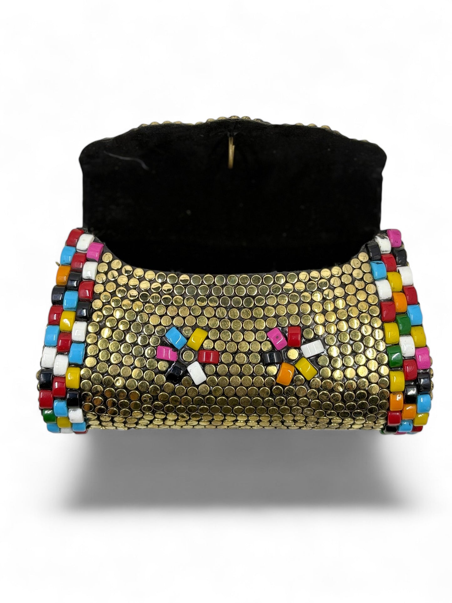 Flat brass clutch with flower theme