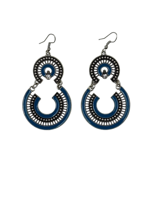 Premium Eight shaped earrings dark blue